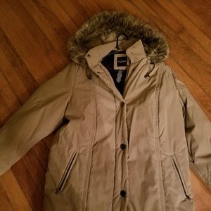 Ladies Hooded Winter Coat